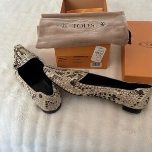 TOD’S SNAKESKIN LOAFERS